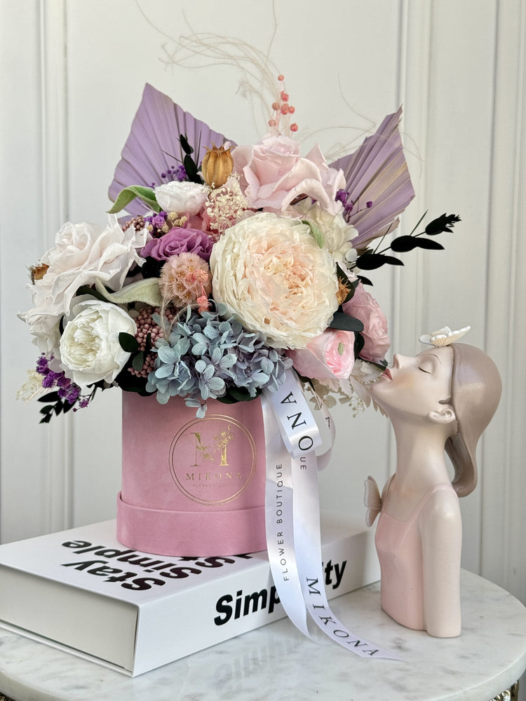 BOUQUETS