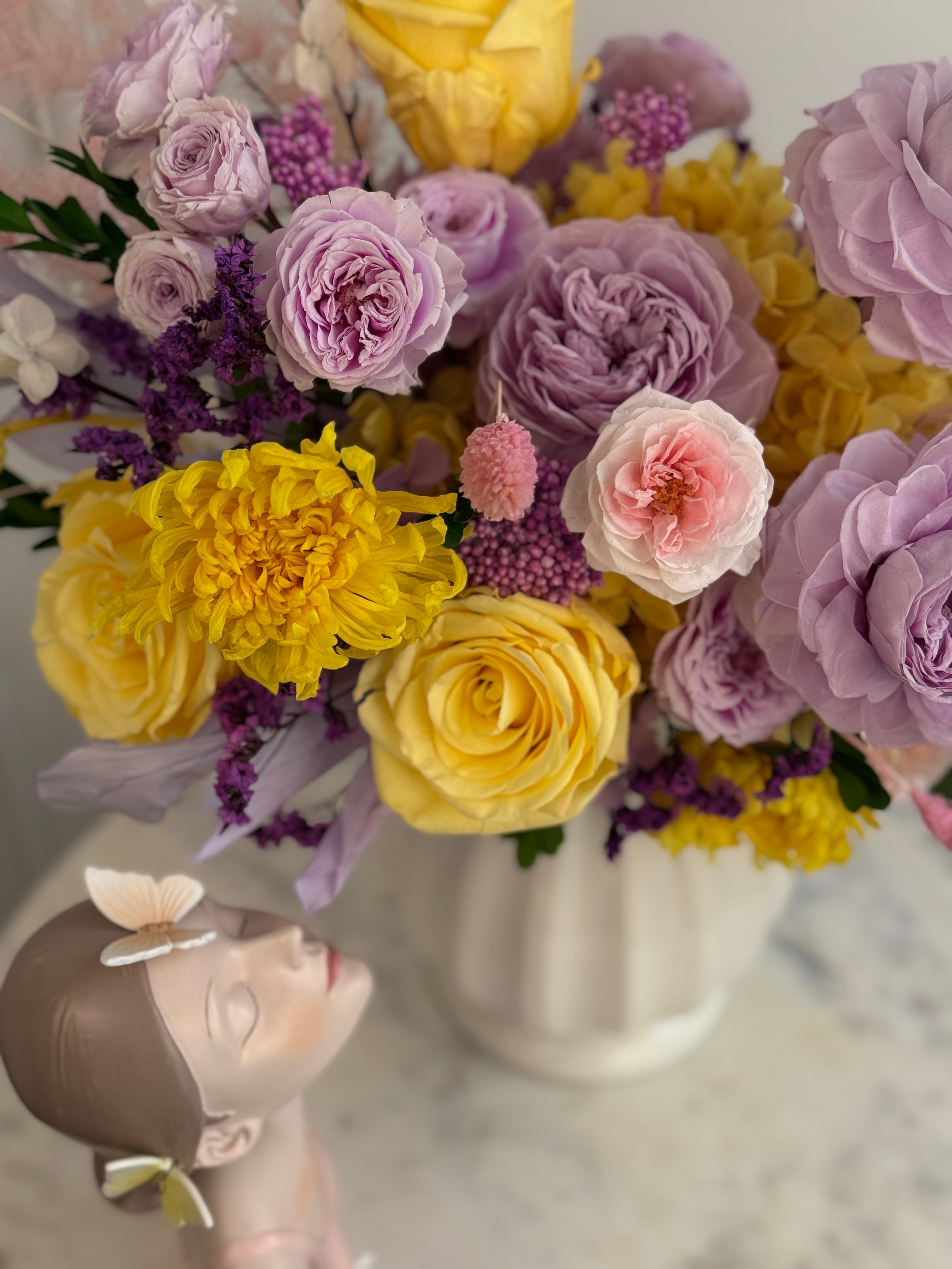 Lavender Sunrise
Preserved Flower Arrangement
