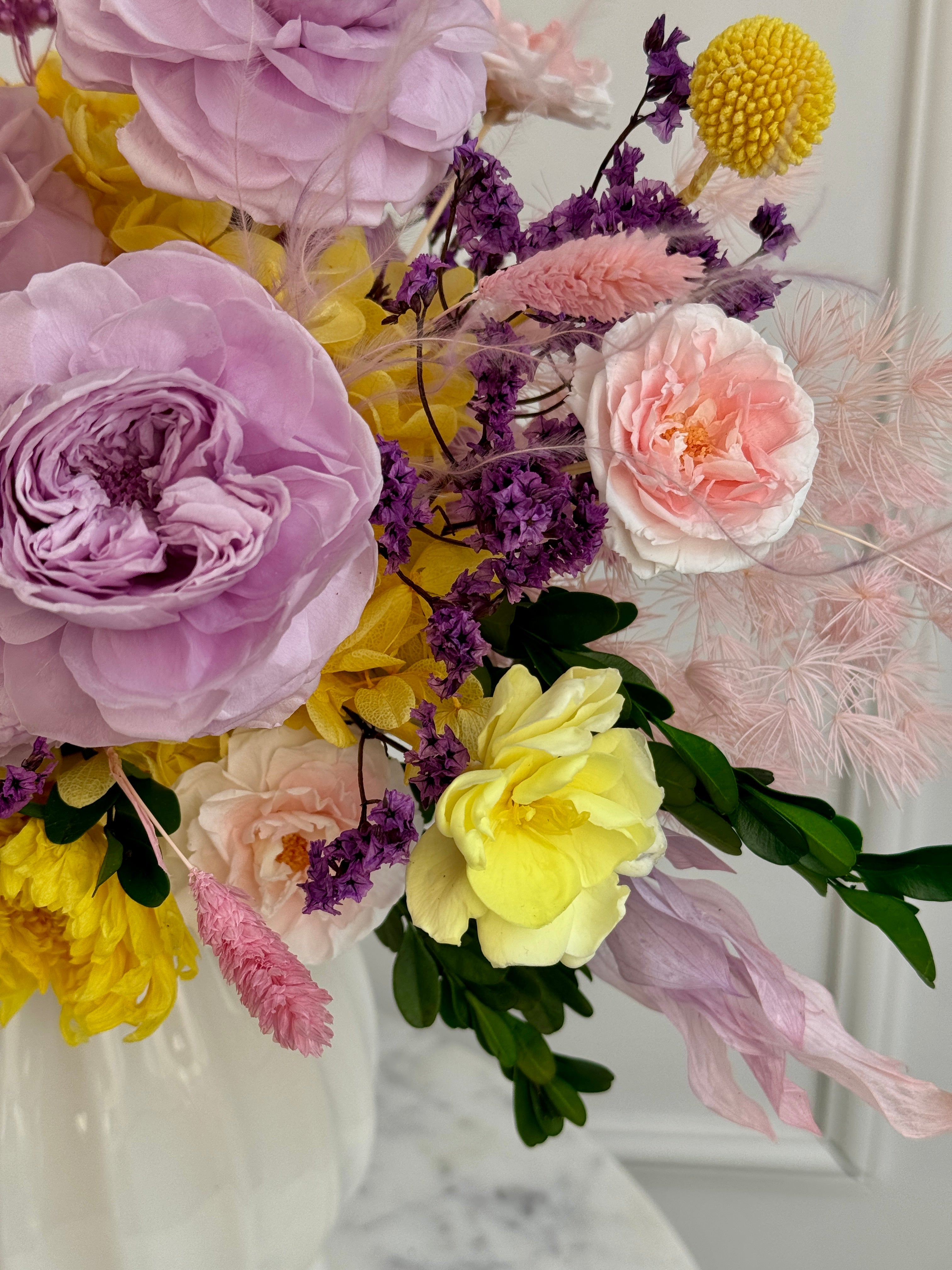 Lavender Sunrise
Preserved Flower Arrangement