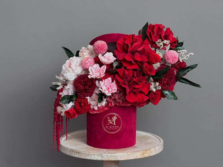 "Red-hot bouquet Passionate Flamenco by MIKONA Flowers"

