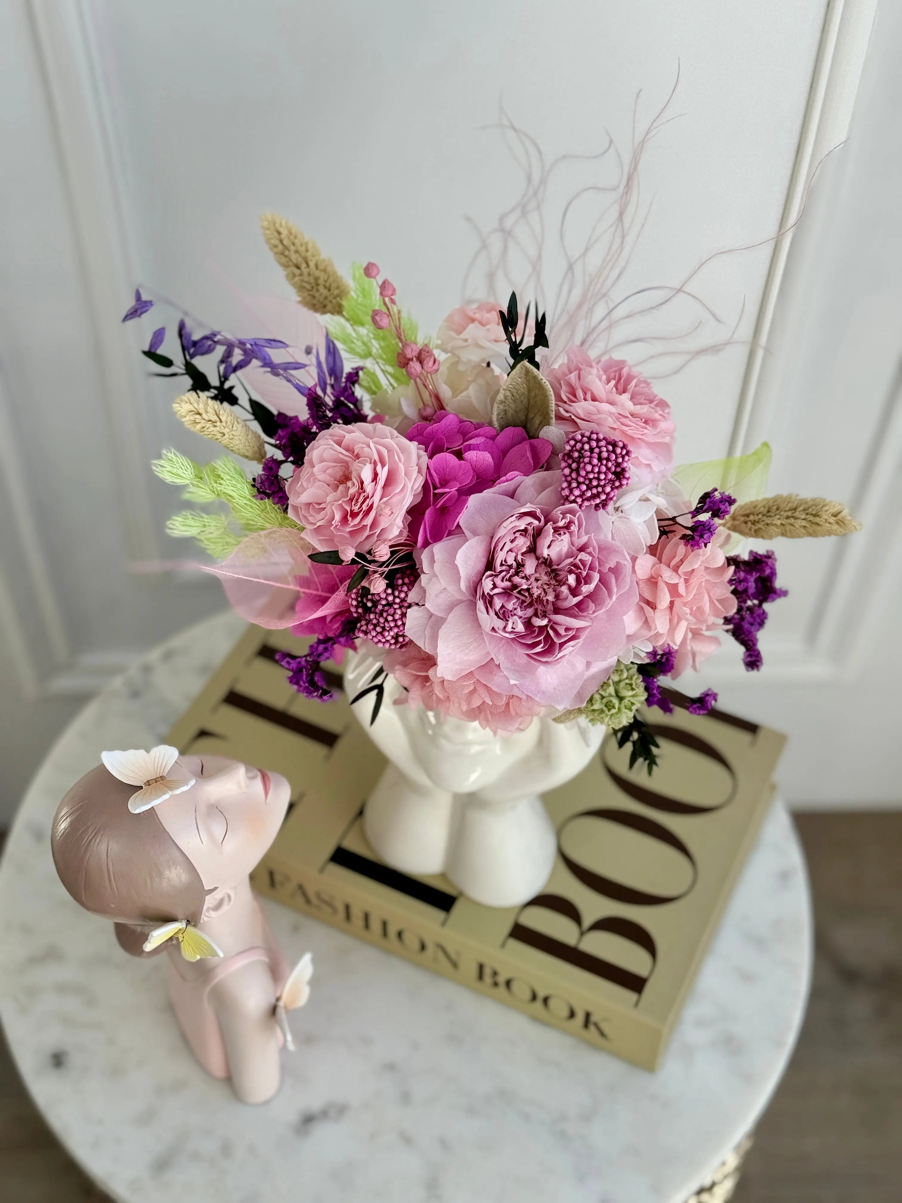 Mademoiselle Soft Pink Los Angeles blush and lavender preserved blooms.