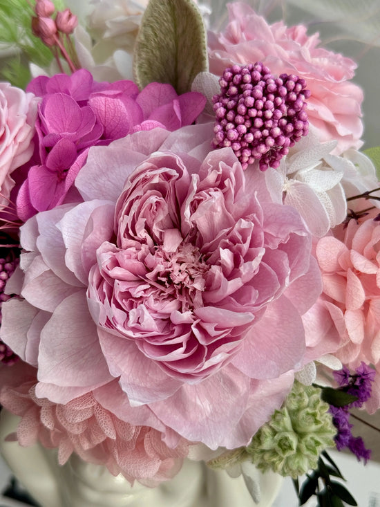 Mademoiselle Soft Pink Los Angeles preserved rose and hydrangea arrangement
